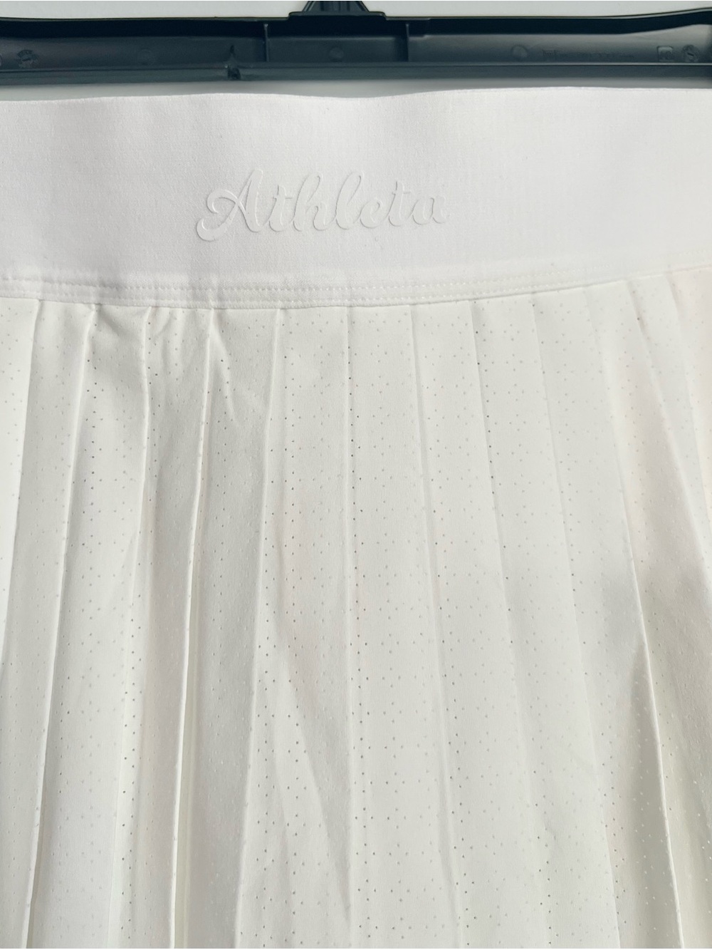 Athleta Match Point Pleated Lasercut Skort | White | Medium - Picture 5 of 7